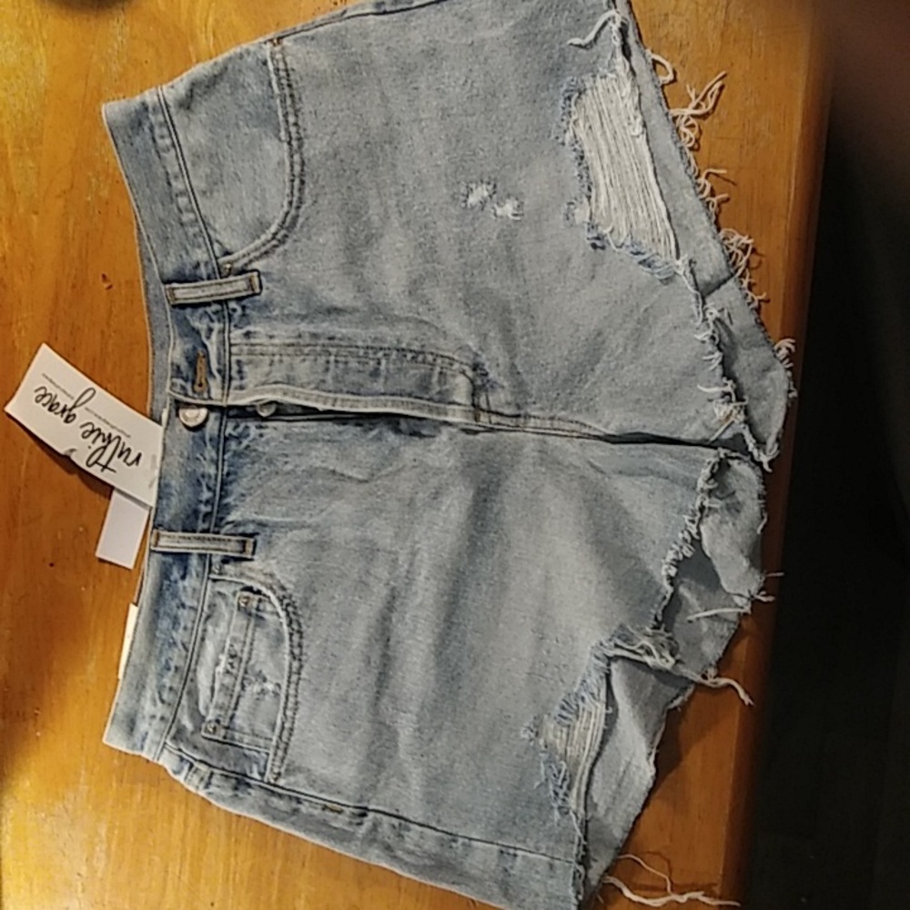 The supply classic high-rise denim shorts sun bleached